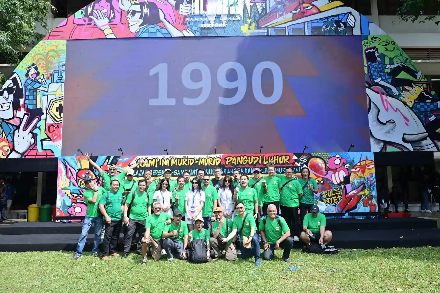 Kaos Reuni Pangudi Luhur