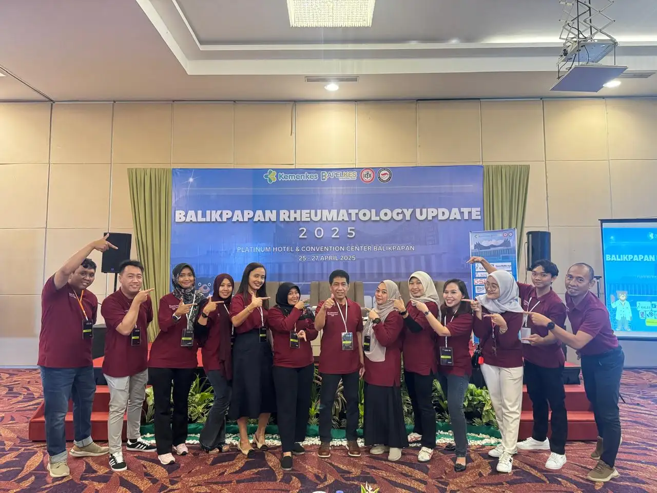 Polo Shirt Seragam Rheumatology